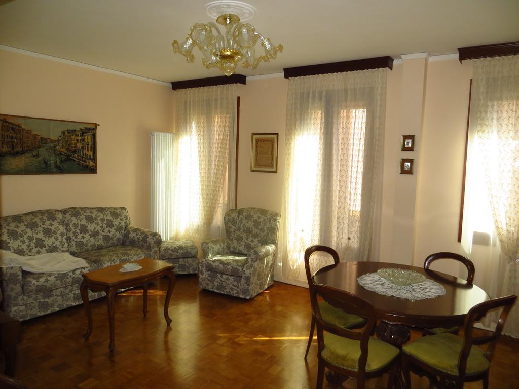 Asteria Venetian Suite Kamer foto